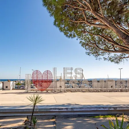 Les Calanques Thalasso Therapie By Interhome